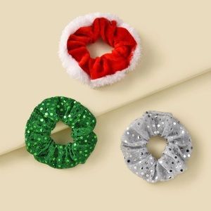 🎉FREE🎉 w/ bundles - Christmas scrunchies 3-pack